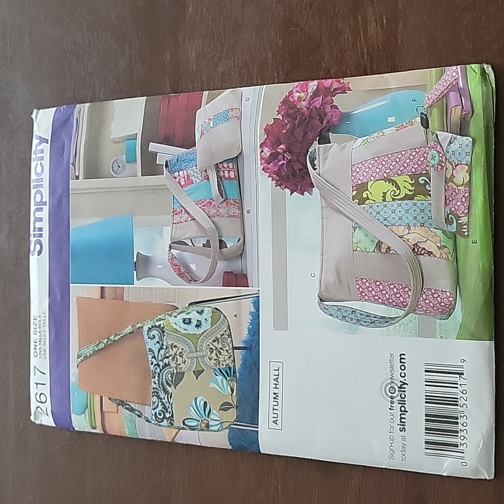SIMPLICITY PURSE AND WALLET PATTERNS sewing
